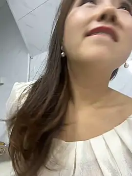 Efangfang online show from 02.22.25