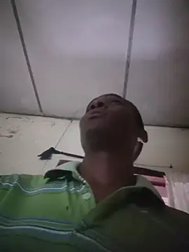 Snapshot of MkingPin chatting on 11.14.25 MkingPin online show from 11.14.25