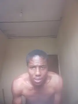 Snapshot of MkingPin chatting on 02.17.26 MkingPin online show from 02.17.26