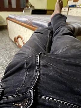 Snapshot of DudeBoyBad chatting on 09.08.25 DudeBoyBad online show from 09.08.25