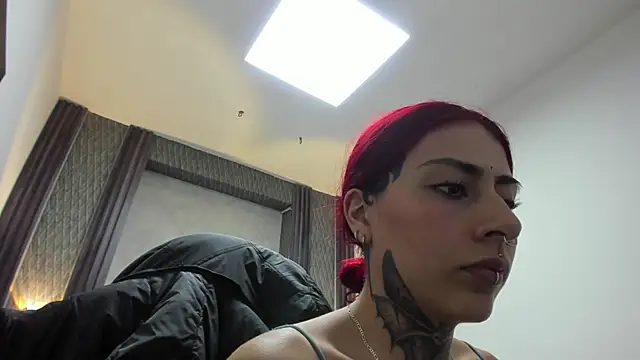 selene red  online show from 06.29.26