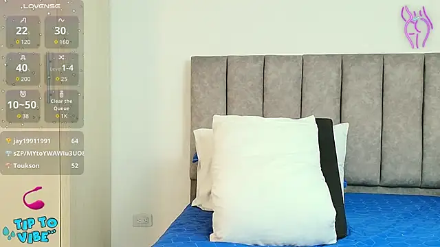 karina lewis  online show from 03.22.25