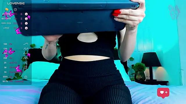 Staicy Nasty online show from 02.17.25