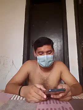 Snapshot of Desiglass_sex chatting on 09.25.25 Desiglass sex online show from 09.25.25