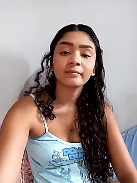 Snapshot of heleny901 chatting on 12.15.25 heleny901 online show from 12.15.25