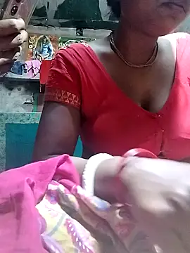 Snapshot of DARK_WINE_ chatting on 03.21.25 DARK WINE online show from 03.21.25