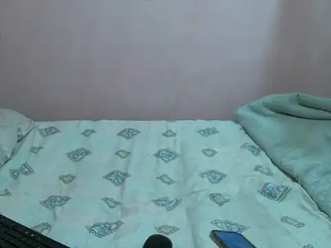 Snapshot of ladyannelita chatting on 01.04.25 ladyannelita online show from 01.04.25