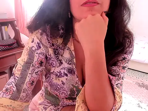 Snapshot of Evademarville chatting on 09.28.25 Evademarville online show from 09.28.25