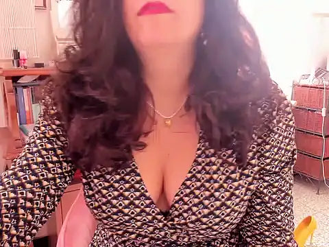 Snapshot of Evademarville chatting on 02.18.26 Evademarville online show from 02.18.26