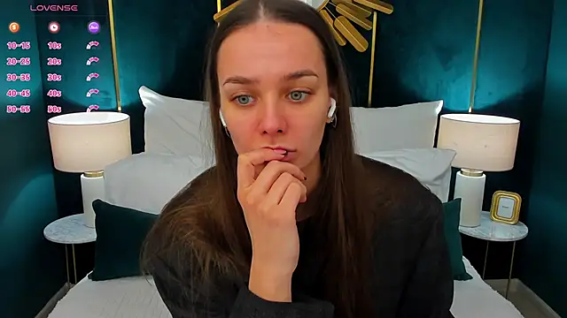 AprilWong online show from 02.08.26