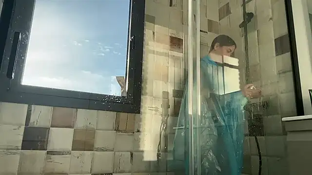 Mika Miller online show from 01.11.26