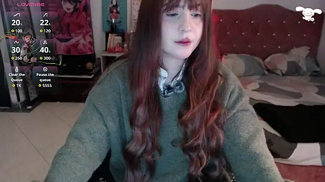 Snapshot of Avril2001 chatting on 05.13.26 Avril2001 online show from 05.13.26