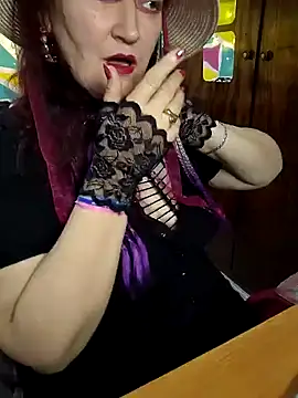 Snapshot of SabrinaXlovess chatting on 01.13.25 SabrinaXlovess online show from 01.13.25