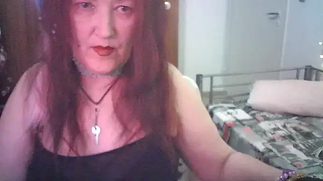 SabrinaXlovess online show from 05.25.26