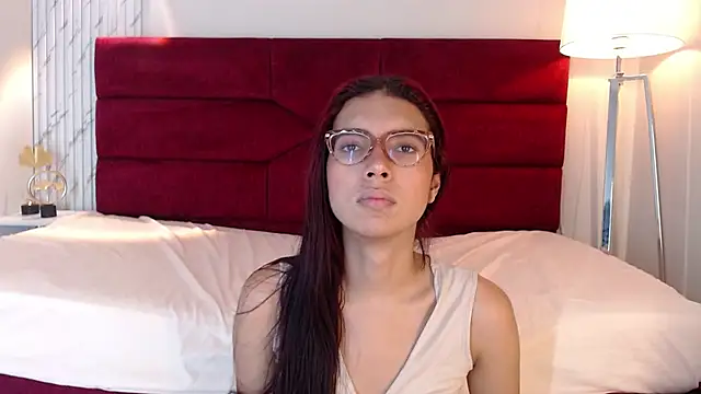 sara saenz99 online show from 02.23.25