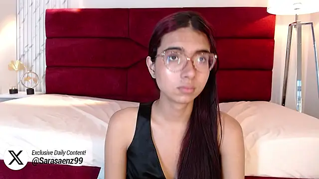 sara saenz99 online show from 03.13.25