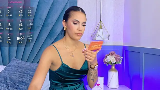 Snapshot of Camille_Torres chatting on 01.29.25 Camille Torres online show from 01.29.25