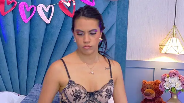 Snapshot of Camille_Torres chatting on 02.19.25 Camille Torres online show from 02.19.25