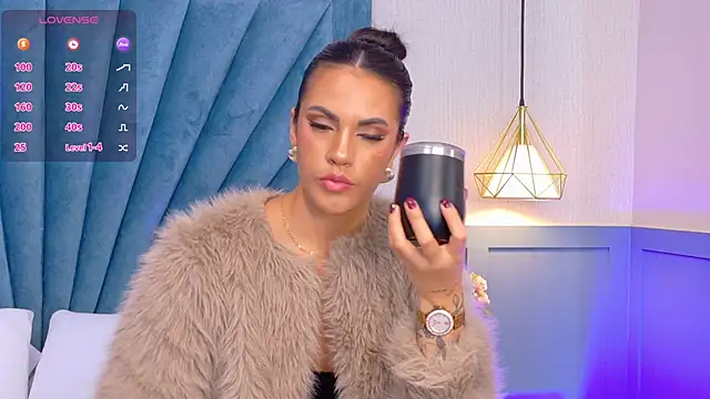 Snapshot of Camille_Torres chatting on 02.26.25 Camille Torres online show from 02.26.25