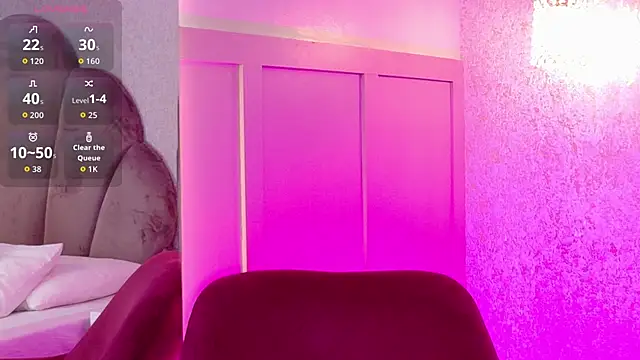 Snapshot of Camille_Torres chatting on 12.03.25 Camille Torres online show from 12.03.25