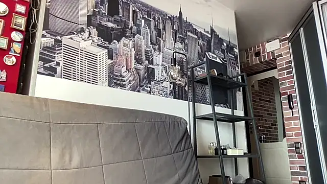 Snapshot of _OLESIA_ chatting on 03.16.25 OLESIA online show from 03.16.25