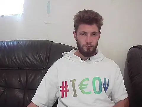 Snapshot of jimmyy_ chatting on 10.10.25 jimmyy  online show from 10.10.25