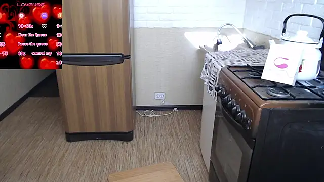 sweetpeash33 online show from 02.13.25