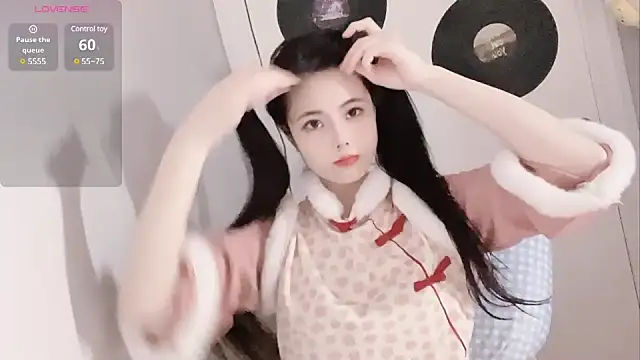 Snapshot of Qedgjwyz1 chatting on 02.03.25 Qedgjwyz1 online show from 02.03.25