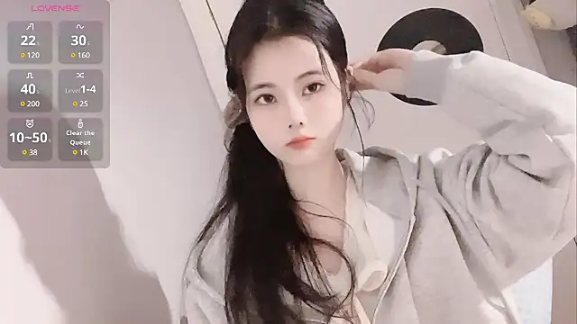 Snapshot of Qedgjwyz1 chatting on 02.09.25 Qedgjwyz1 online show from 02.09.25