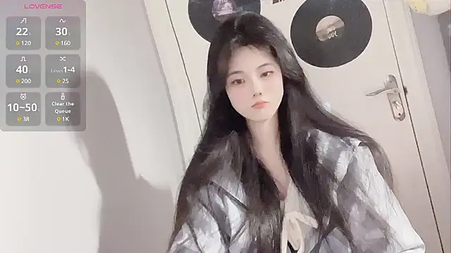 Snapshot of Qedgjwyz1 chatting on 02.20.25 Qedgjwyz1 online show from 02.20.25