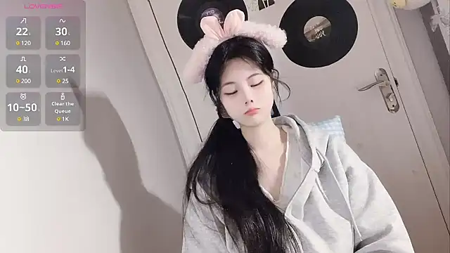 Snapshot of Qedgjwyz1 chatting on 03.16.25 Qedgjwyz1 online show from 03.16.25