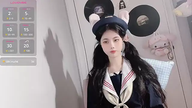 Snapshot of Qedgjwyz1 chatting on 03.22.25 Qedgjwyz1 online show from 03.22.25