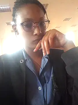 StarBarbiee online show from 03.19.25