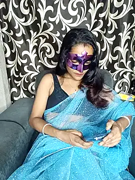 REVA DARLING online show from 11.07.25