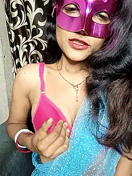 Snapshot of REVA_DARLING chatting on 05.17.26 REVA DARLING online show from 05.17.26