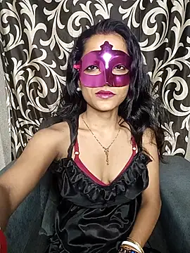 Snapshot of REVA_DARLING chatting on 06.08.26 REVA DARLING online show from 06.08.26