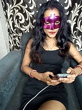 REVA DARLING online show from 06.18.26