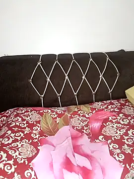 Snapshot of Rihaamm chatting on 02.24.25 Rihaamm online show from 02.24.25