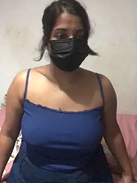 NOORA-GIRL online show from 02.17.25