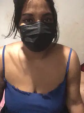 NOORA-GIRL online show from 03.18.25