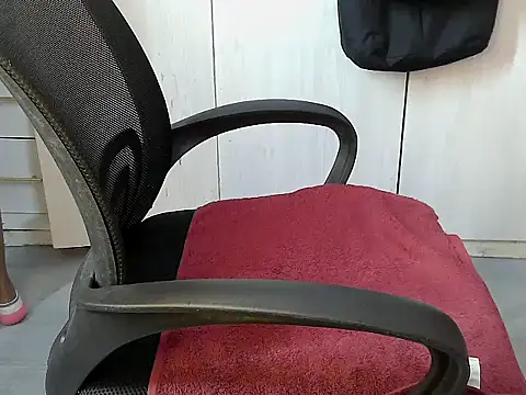 Destiny Desire online show from 09.20.25