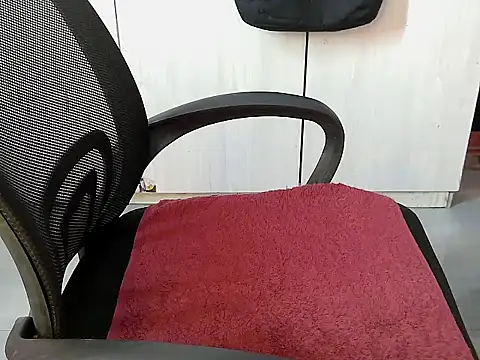 Destiny Desire online show from 12.03.25