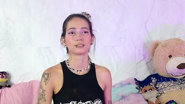 zorravioletta1 online show from 10.04.25