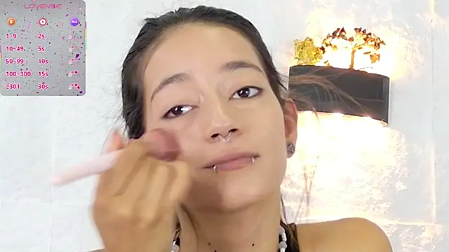 zorravioletta1 online show from 10.15.25