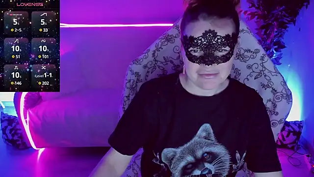 Snapshot of Sexy-Housewife chatting on 03.08.25 Sexy-Housewife online show from 03.08.25