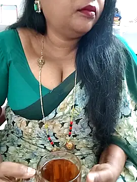 Snapshot of Swapna_143 chatting on 02.12.26 Swapna 143 online show from 02.12.26
