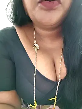 Snapshot of Swapna_143 chatting on 03.12.26 Swapna 143 online show from 03.12.26