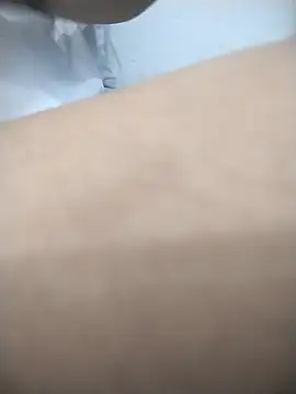 kBossgirls online show from 11.08.25