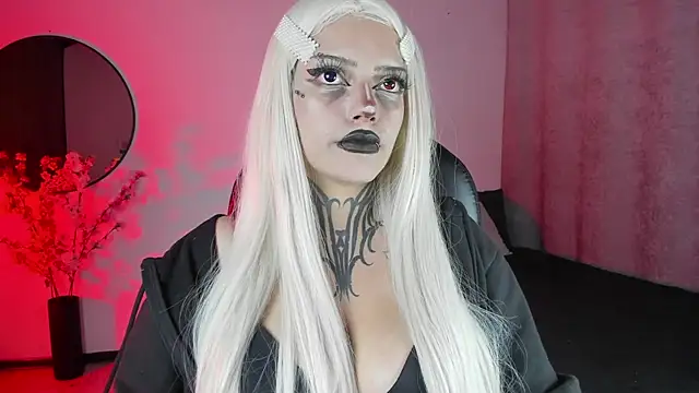 LilithMadness online show from 09.24.25