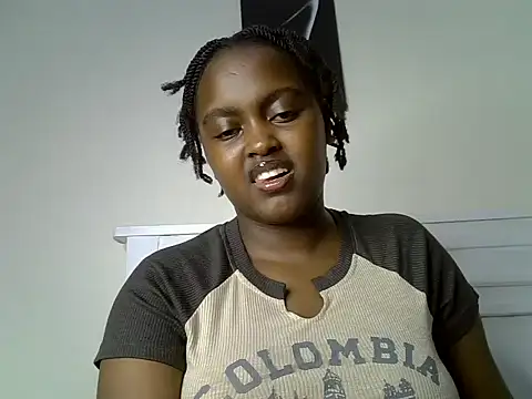 Snapshot of _nightnurse chatting on 01.01.25 nightnurse online show from 01.01.25